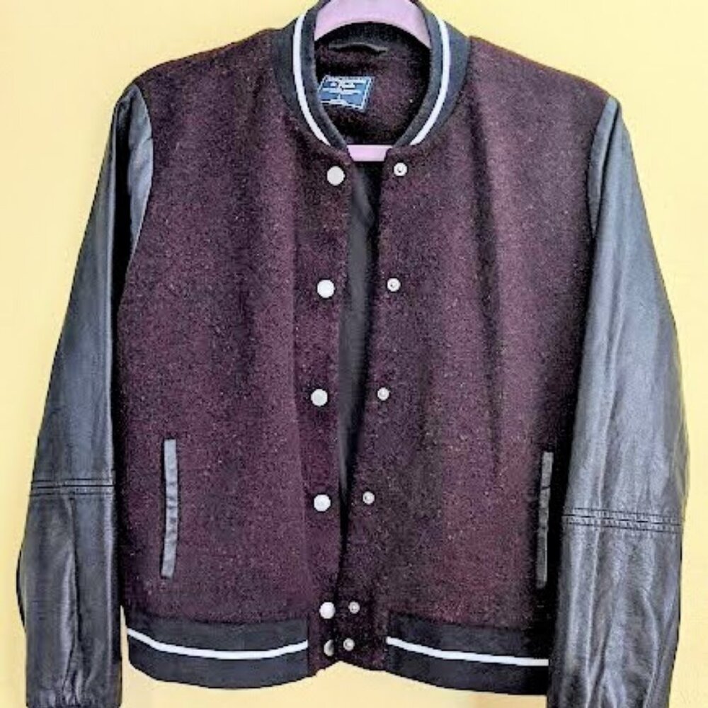 Abercrombie & Fitch Woman’s Bomber Varsity Jacket Maroon Burgundy Sz LARGE L